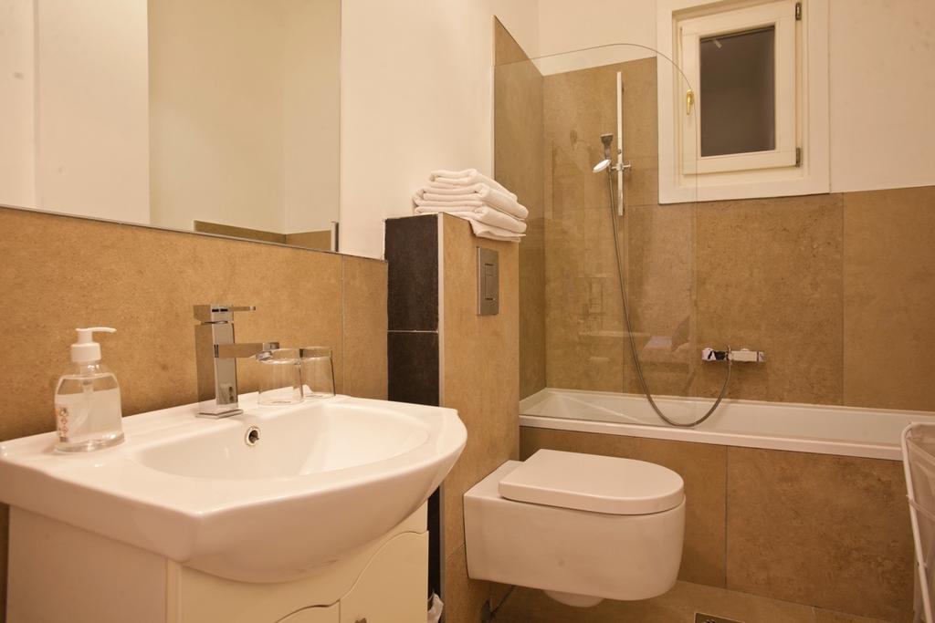 Parliament Penthouse Boutique B&B Budapest Eksteriør billede